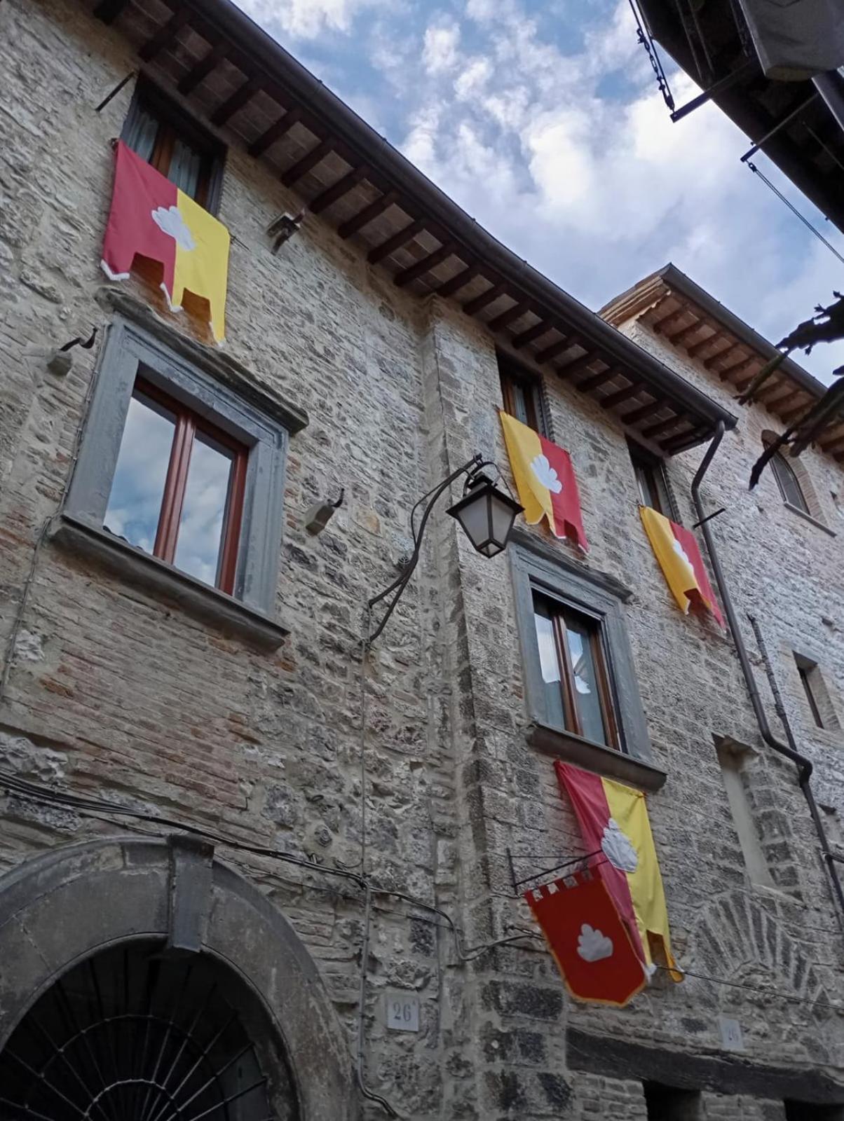 La Dimora Di Pietra Lägenhet Gubbio Exteriör bild